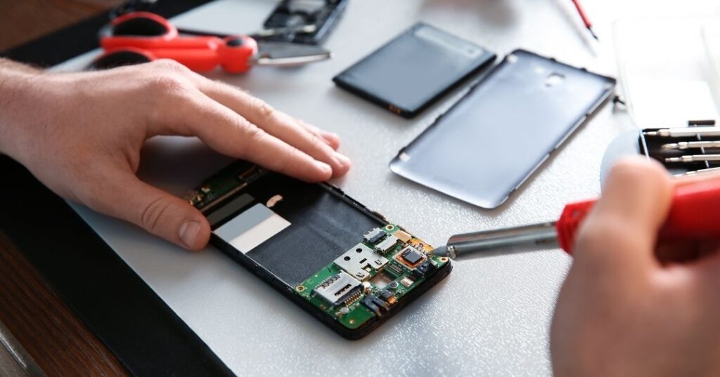 troca de peças e correções de celulares em Porto Alegre